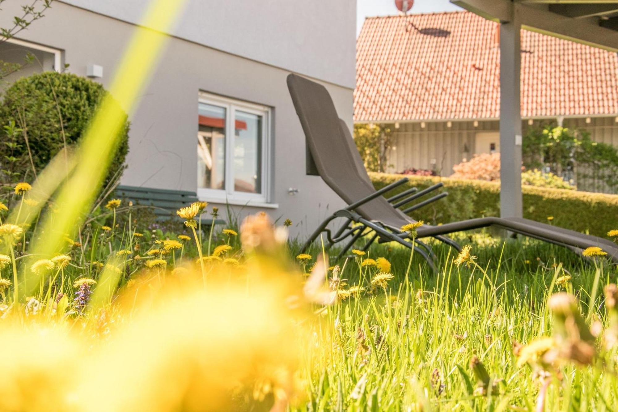Ferienwohnung "Urlaub Bei Lina" Hergatz エクステリア 写真